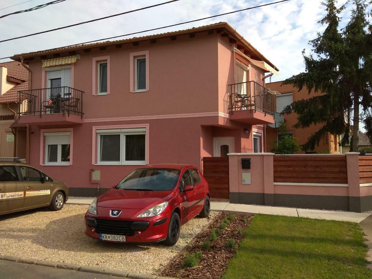 Dream Lux Apartman Hajdúszoboszló Esterno foto